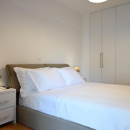 Modern Two Bedroom Apartment At Koukaki 雅典 外观 照片