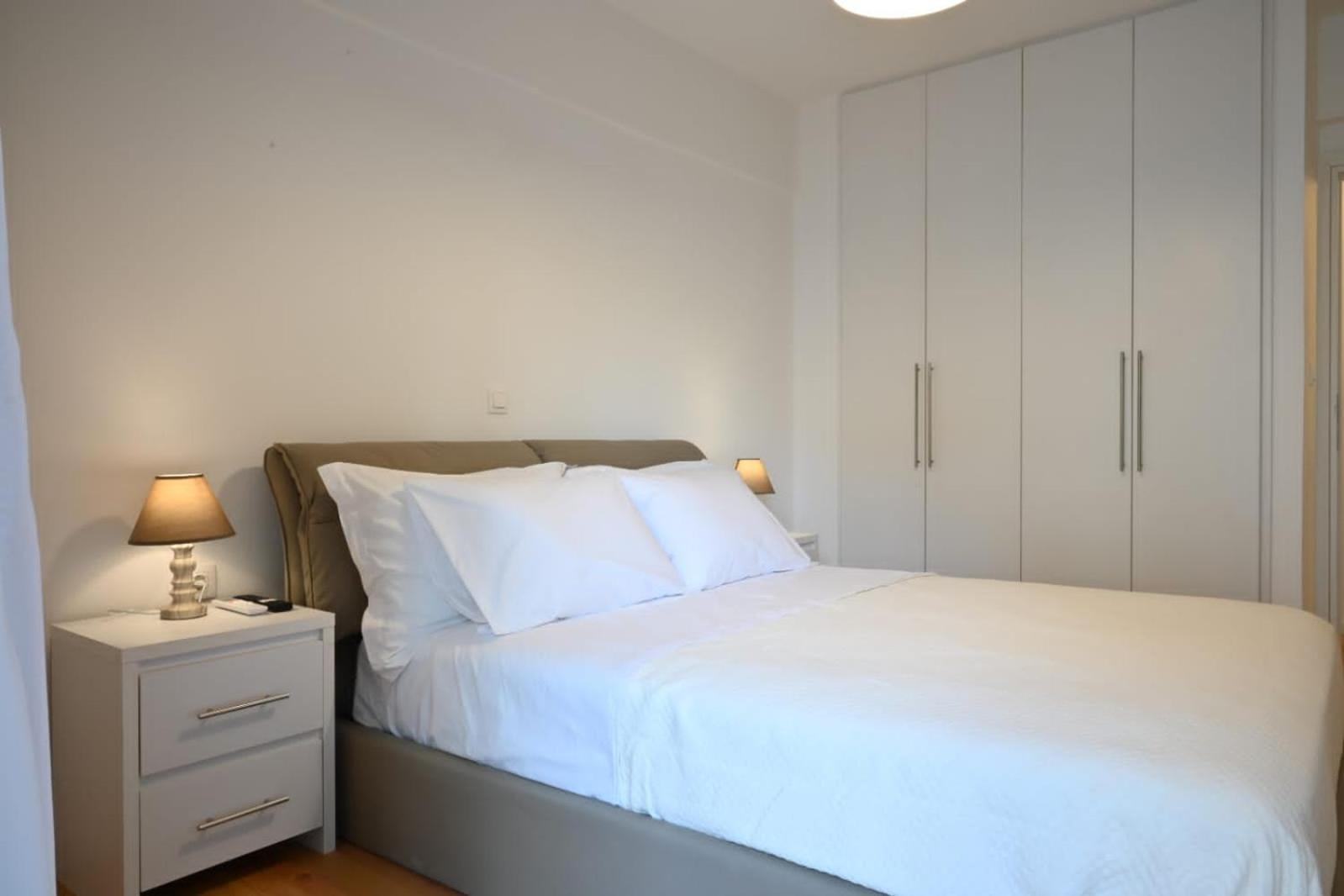 Modern Two Bedroom Apartment At Koukaki 雅典 外观 照片