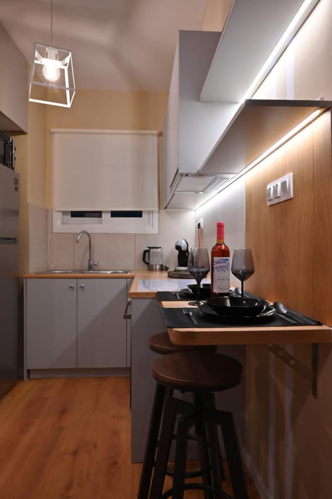 Modern Two Bedroom Apartment At Koukaki 雅典 外观 照片