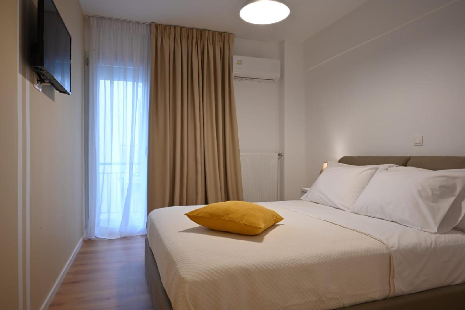 Modern Two Bedroom Apartment At Koukaki 雅典 外观 照片